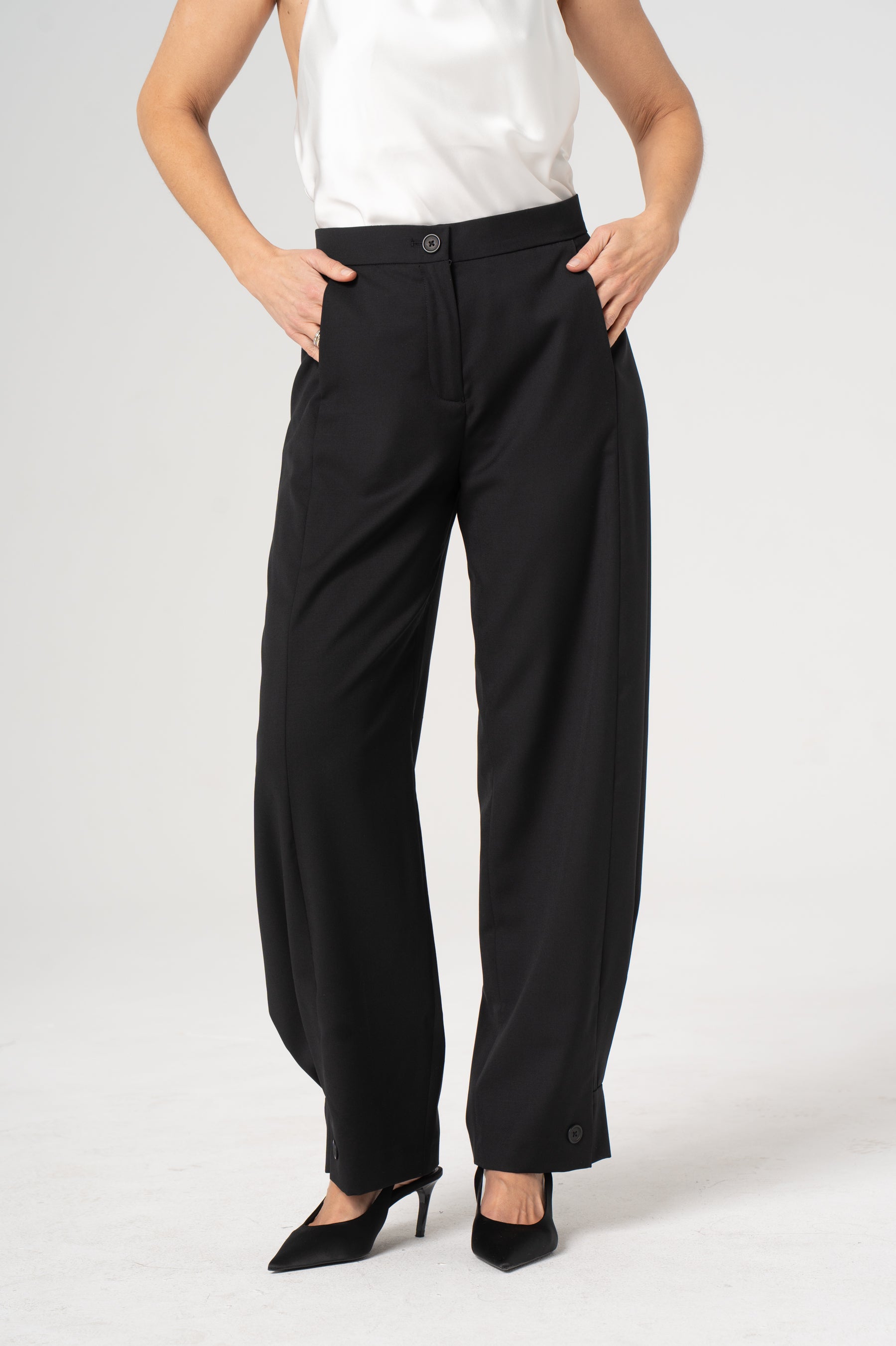 ROMA black wool trousers