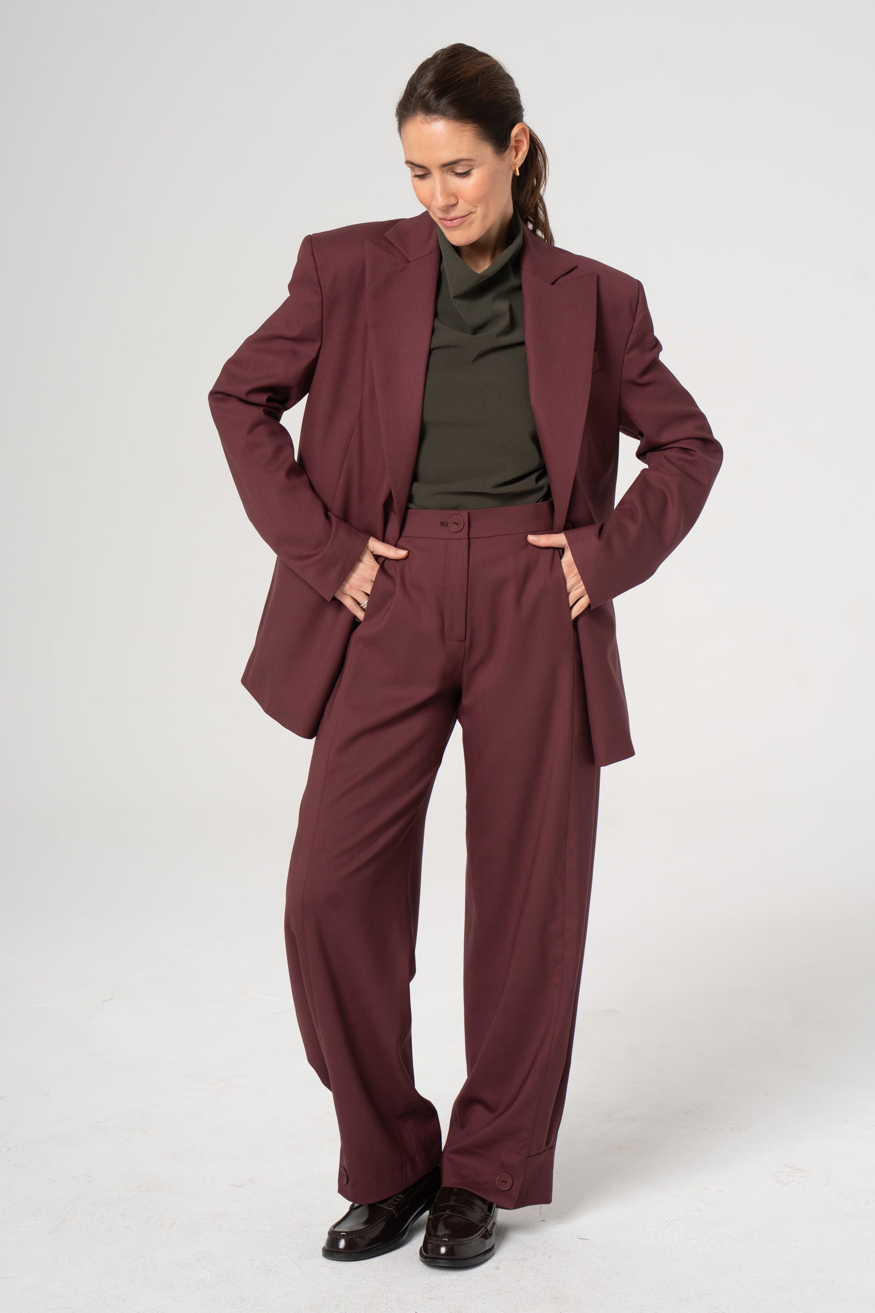 ROMA wool trousers burgundy