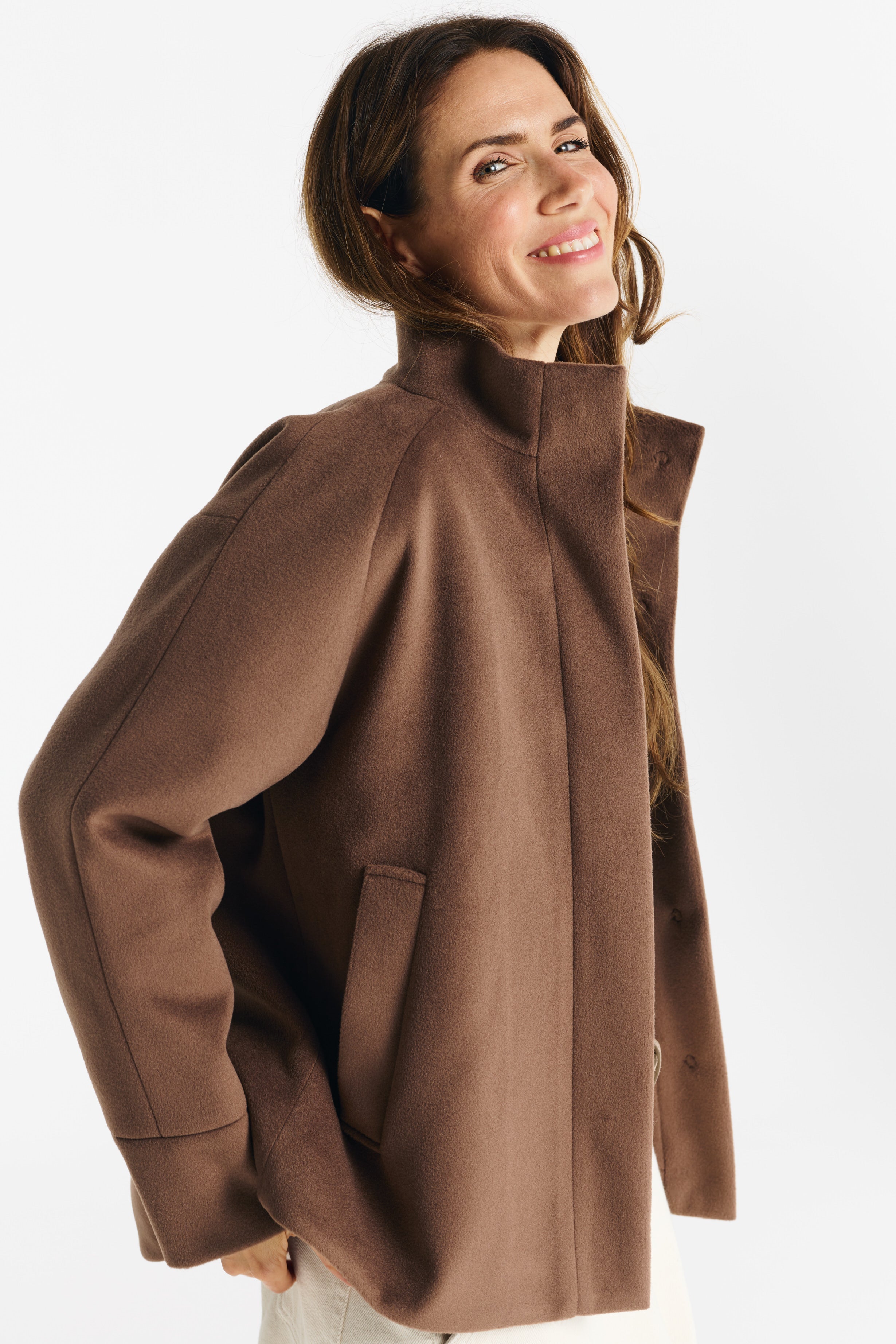 SARA jasje licht chocolade