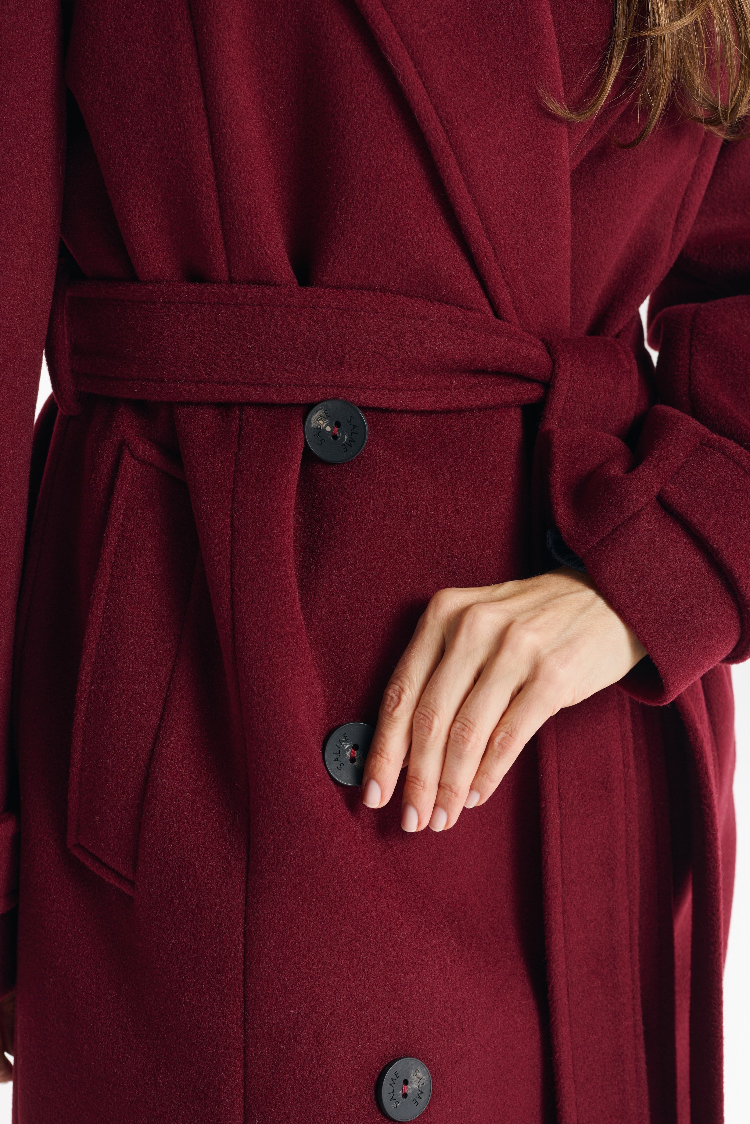 MALWINA maxi jas bordeauxrood