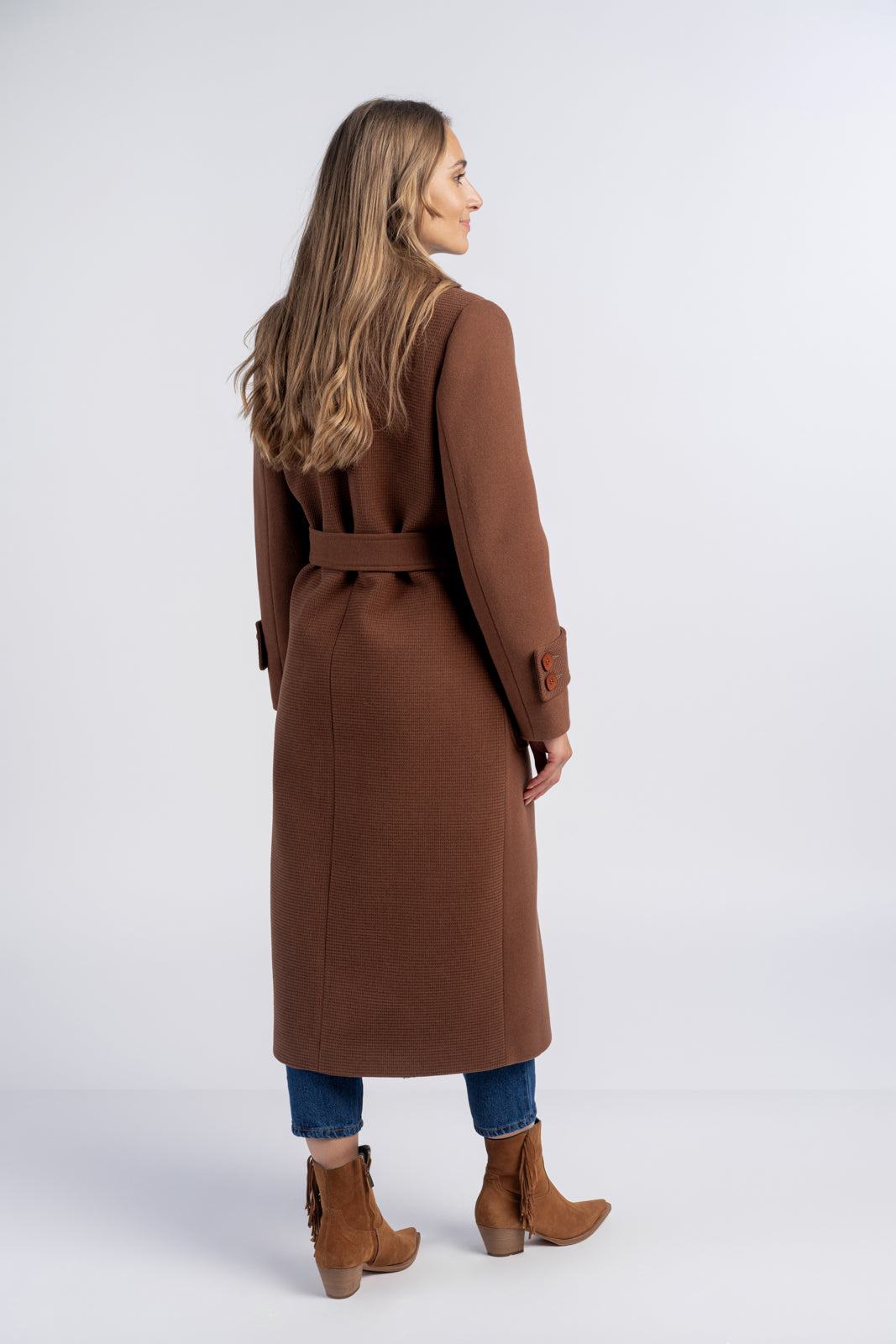 ESTERA camelkleurige jas