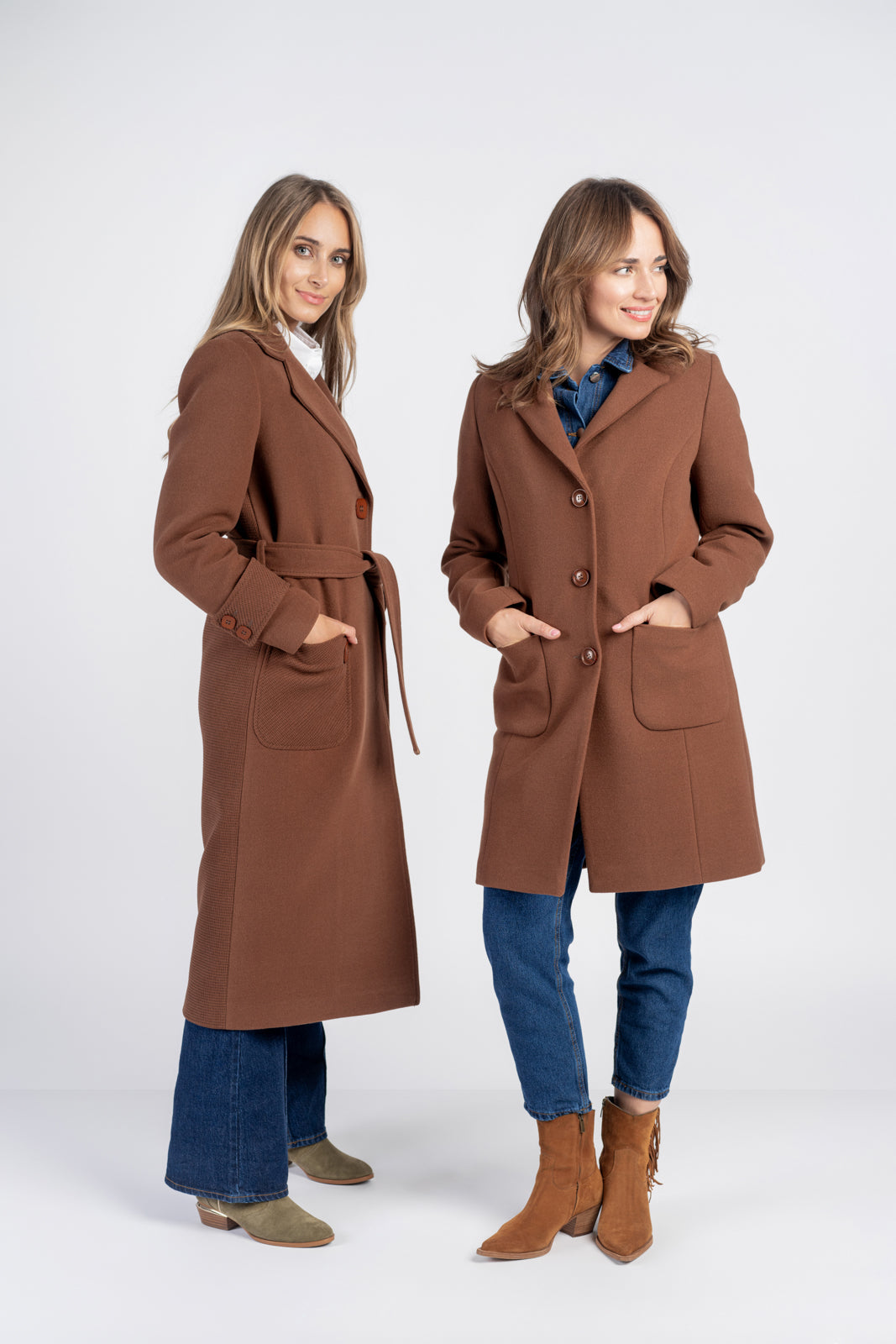 ESTERA camelkleurige jas