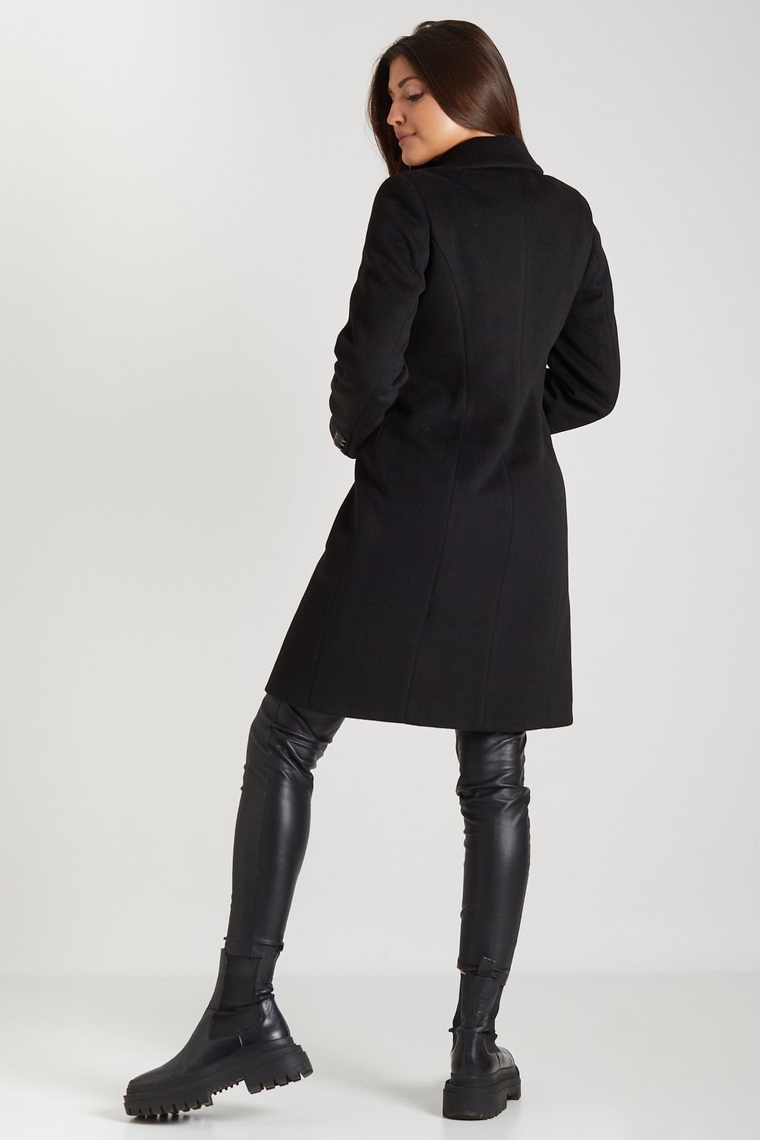 KORNELIA zwarte alpaca jas