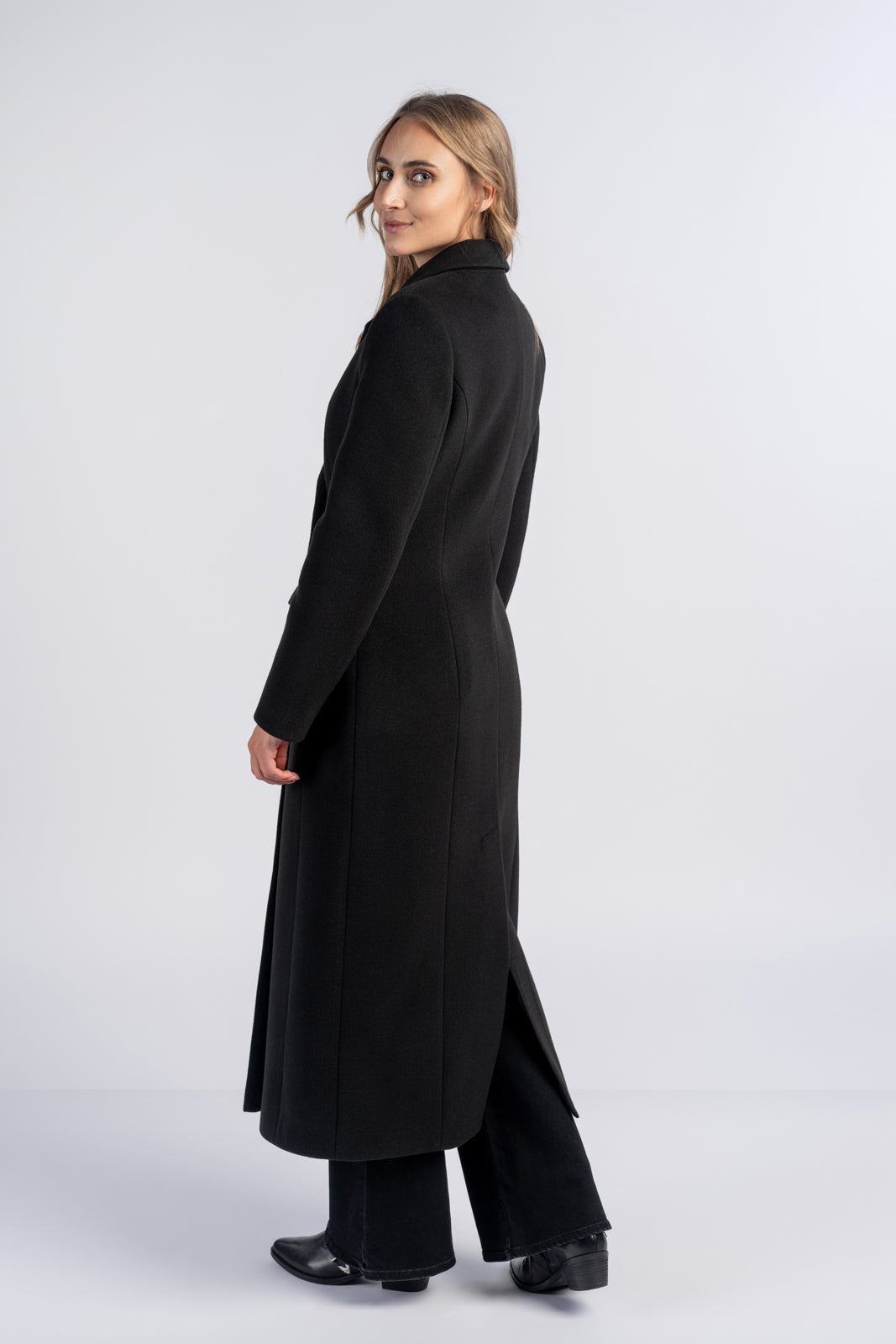 VIVIENNE zwarte jas