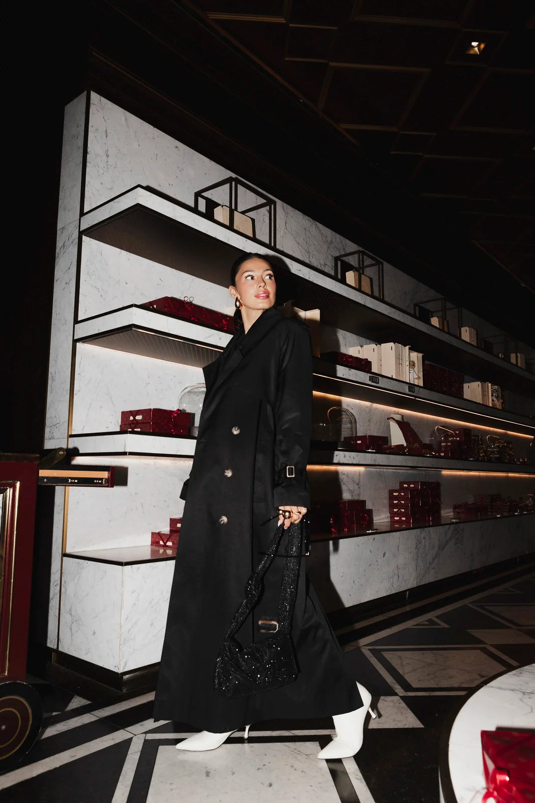 CYNTIA trenchcoat zwart