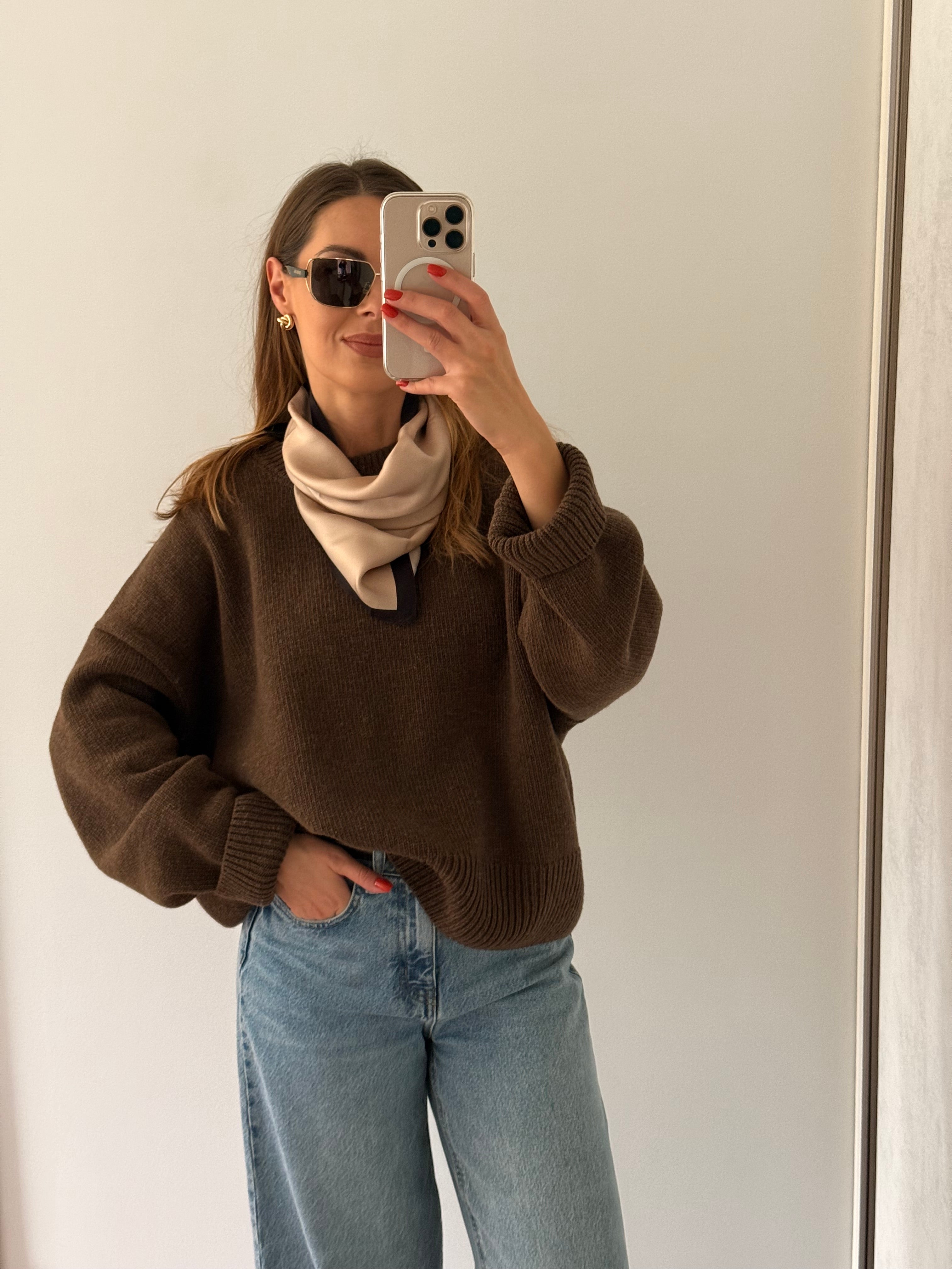 LIVIA chocolade trui