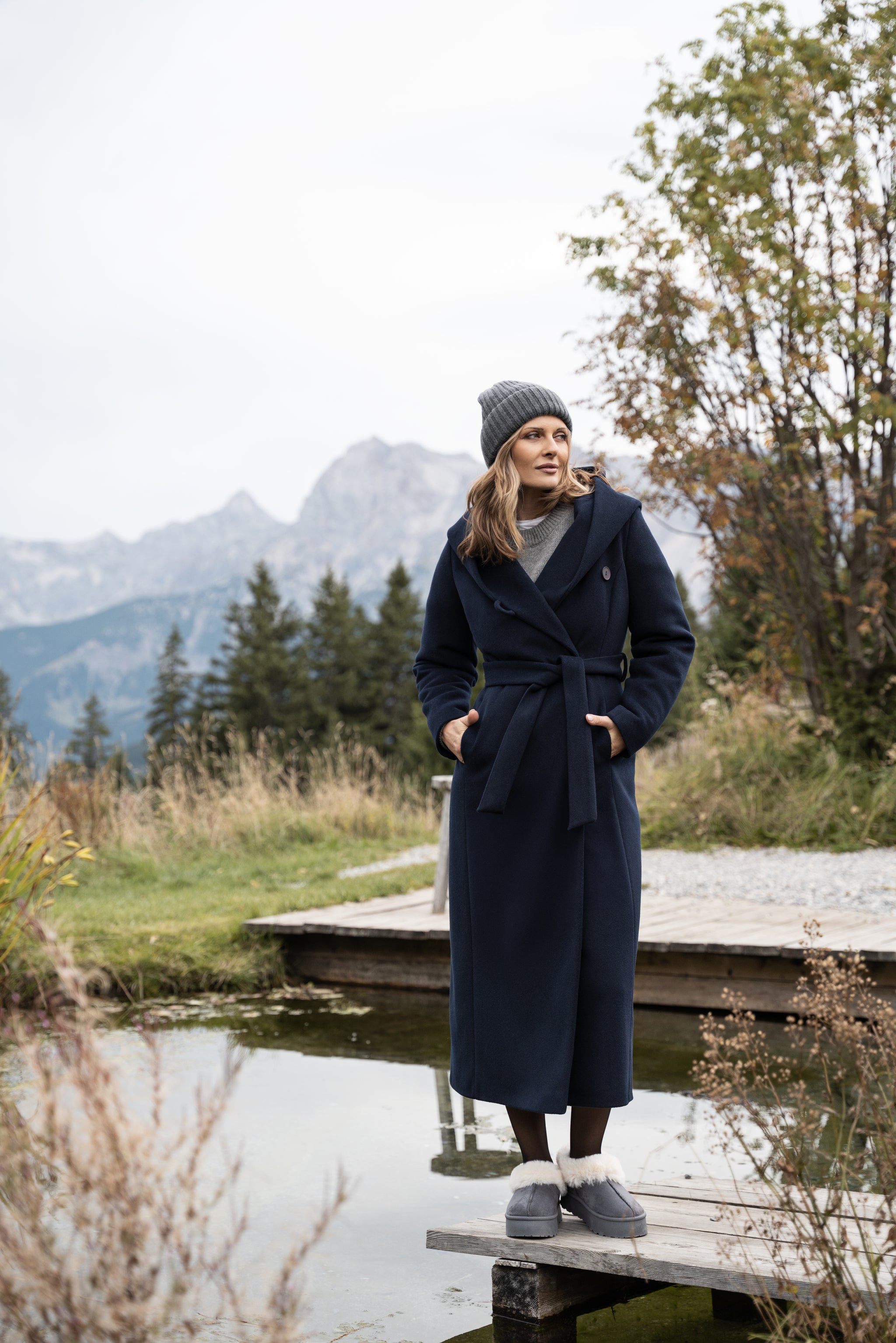 NOELIA maxi-jas marineblauw