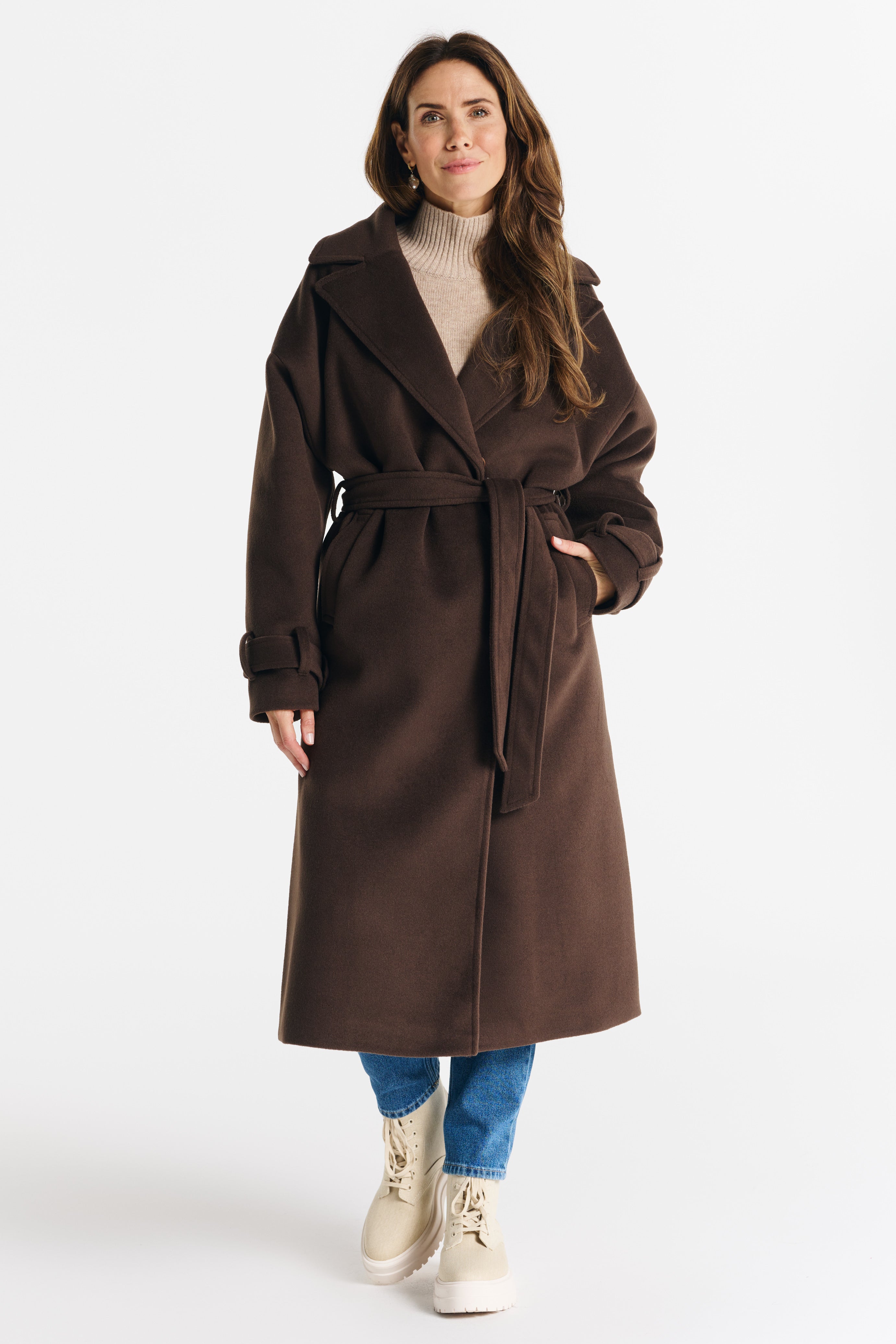 LUNA 2.0 coat chocolade